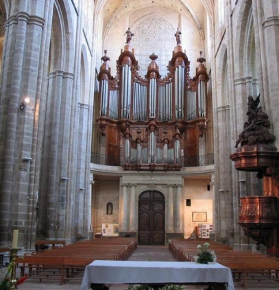 Saint-Maximin-Ia Sainte-Baume (Var), Basilique Sainte-Marie-Madeleine