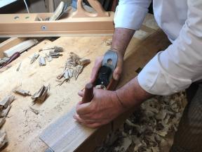 Aushobeln der Furniertafeln