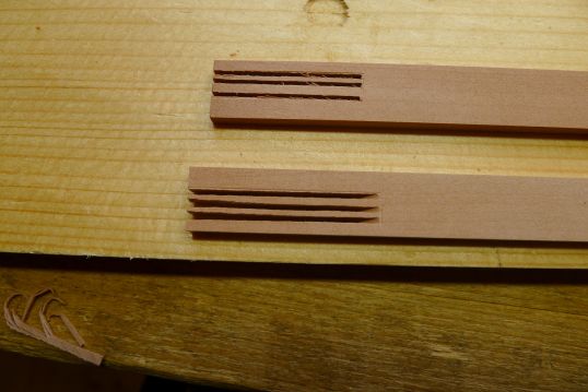 Sägeschnitte für die Aussparung