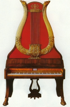 (Abb. 3) Lyraflügel Schleip, Museum für Musikinstrumente der Universität Leipzig