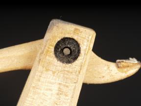 Original getuchte und ausgeschlagene Kapsel