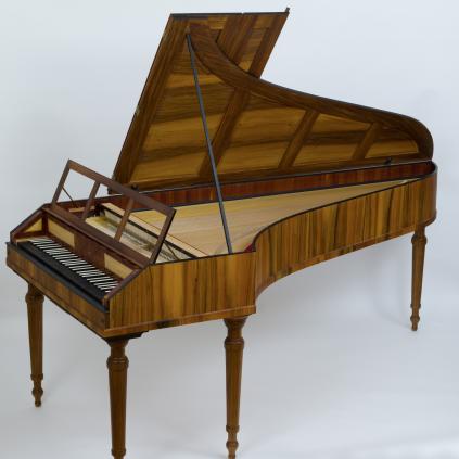 Erste wissenschaftliche Rekonstruktion dieses süddeutschen Hammerflügels (J. A. Stein-Schule ca. 1780)