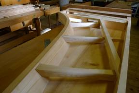 Rasten, Streben, Abbund und Damm aneinander angepasst, bereit fürs Verleimen