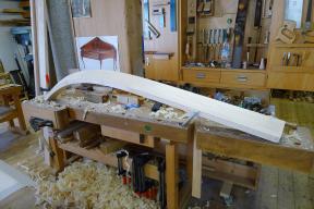 Auch die Innenseite der Hohlwandraste wird gehobelt