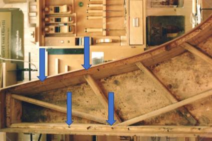 Rippenspuren aus Bauphase 1 