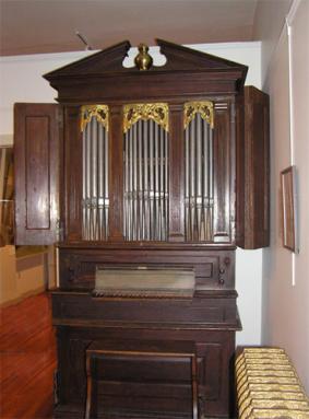 Nazareth (Pennsylvania), Whitefield House (Moravian Historical Society)