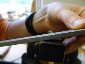 Die Untertasten werden nun für ein angenehmes Spielgefühl abgerundet