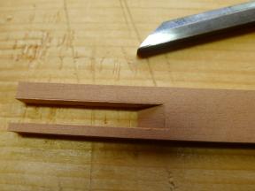 Ausstemmen der Aussparung für die Zunge