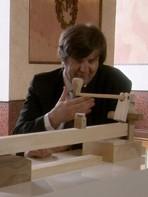 Demonstration eines Mechanikmodells in 3:1, entstanden im Greifenberger Institut